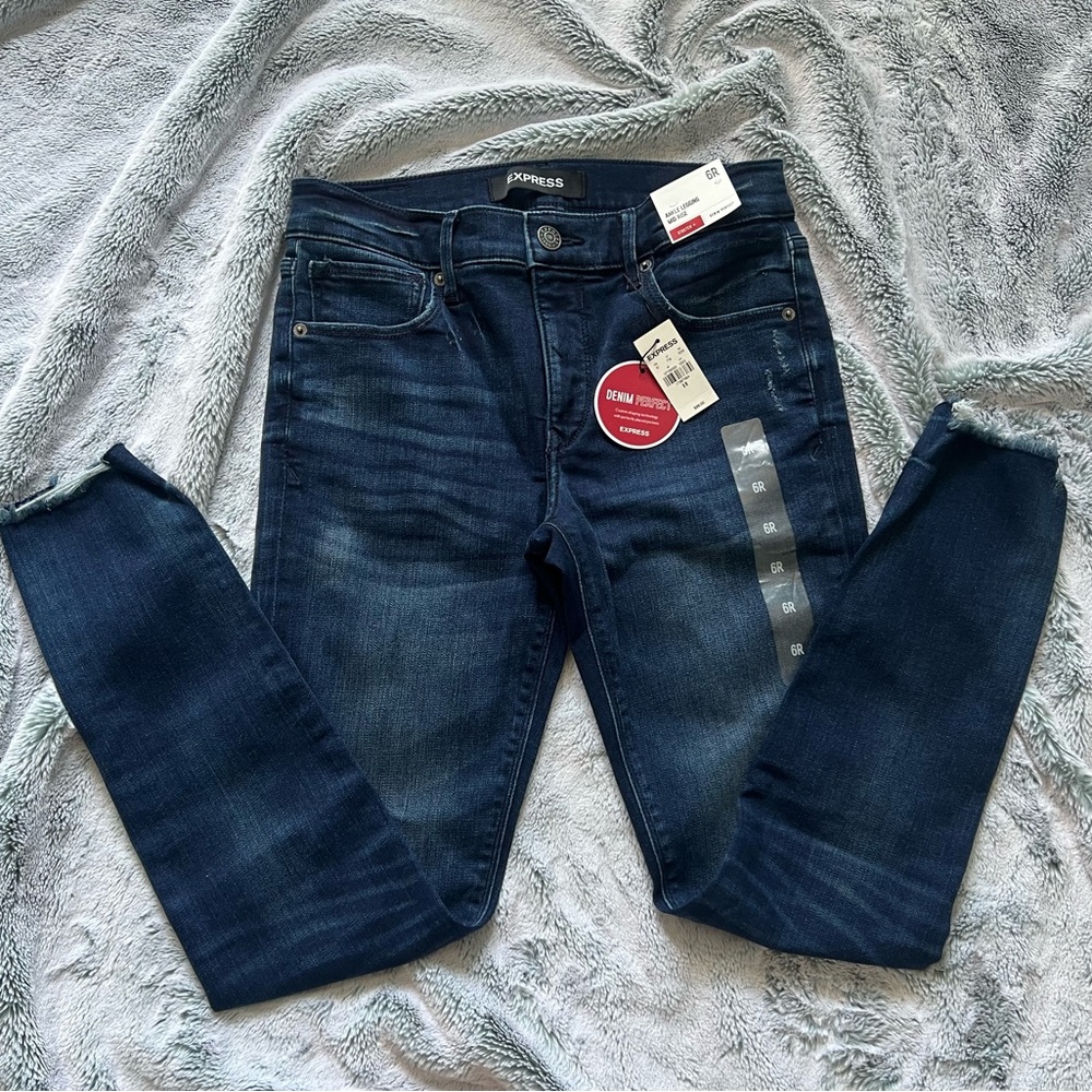 Express Jeans - Picture 4 of 5